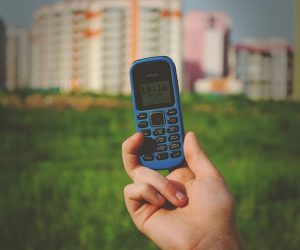 The Best Cell Phones for Senior Citizens to Consider in 2018