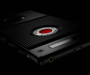 RED Hydrogen One a modular smartphone with world’s first multidimensional holographic display